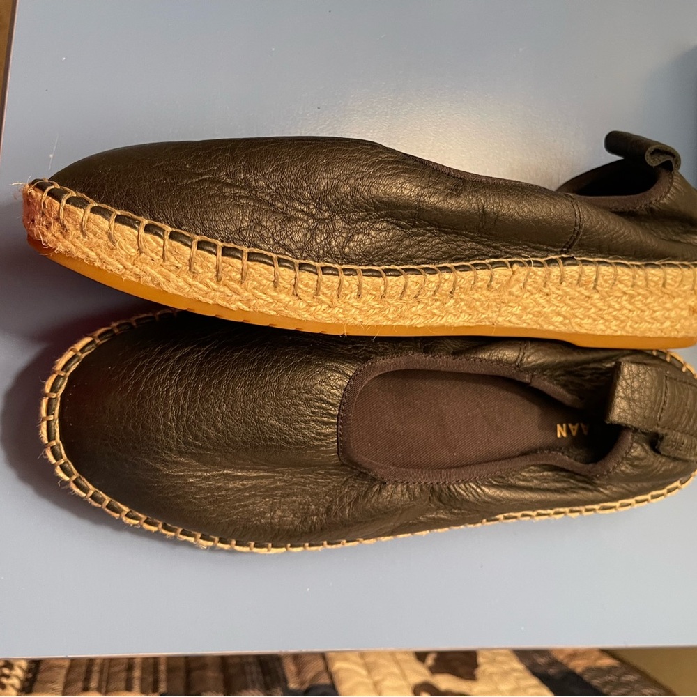 Black shoes